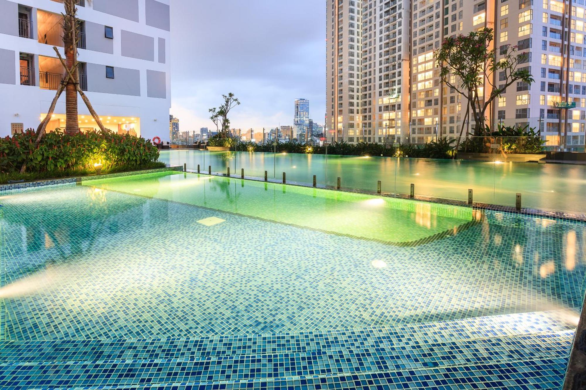 Lyn'S Home-River Gate- Pool- Gym-Pick Up ホーチミン市 エクステリア 写真