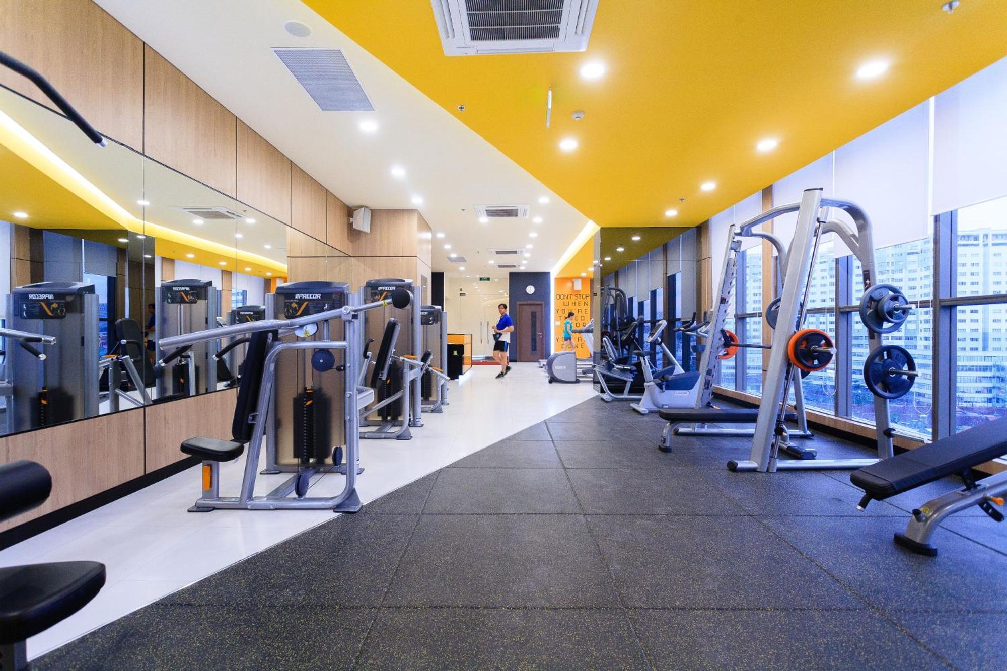 Lyn'S Home-River Gate- Pool- Gym-Pick Up ホーチミン市 エクステリア 写真